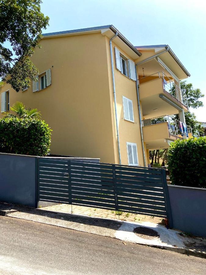 Villa Rudy Holiday Home นยีวีเซ ภายนอก รูปภาพ